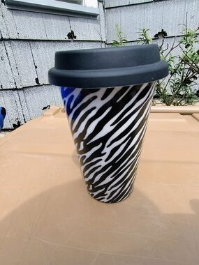 Eco One Black and White Zebra Print Travel Mug with Black Lid - Unbranded